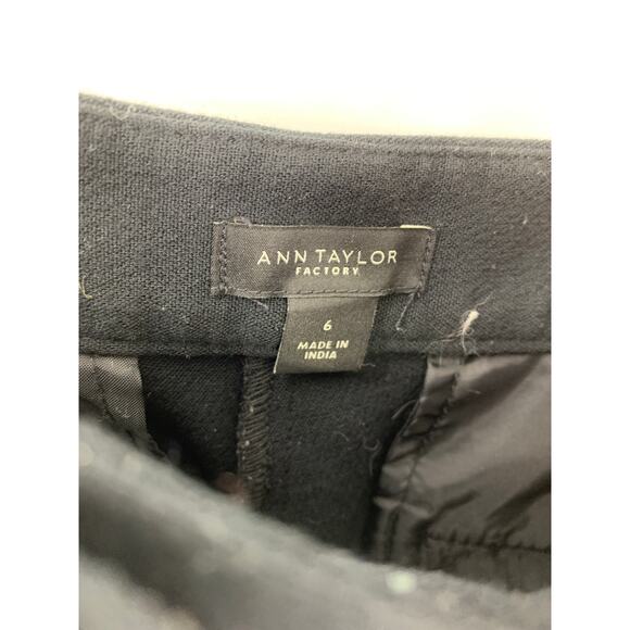 Ann Taylor Women's Sz 6 Lace Hem High Rise Crop Trouser Pants Straight Leg Black - Picture 3 of 5